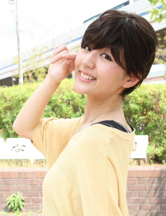 人毛と耐熱ファイバーのミックス☆顔周り・襟足スッキリのショートスタイル! ウィッグネット付きHHB-038