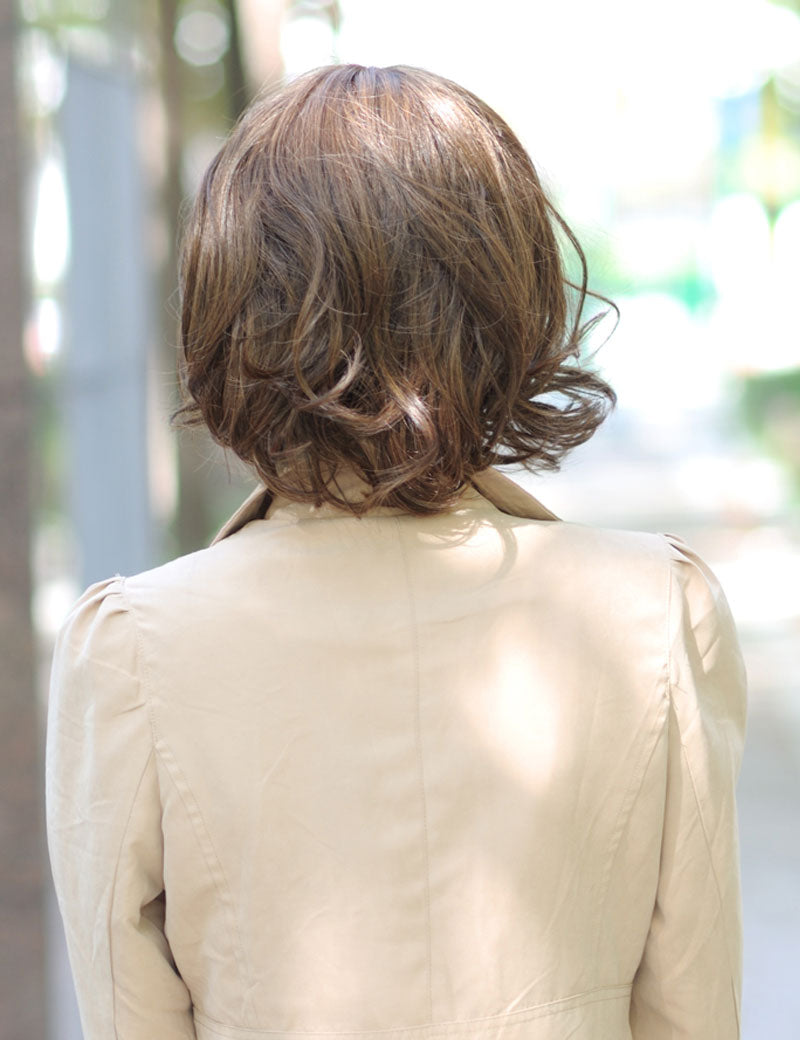 "重めの内巻きボブ☆やわらかく、かわいらしい印象になるスーパーボブ☆ ウィッグネット付き♪W-425 "