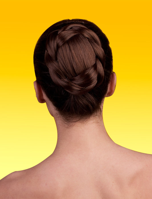 周りを太い三つ編みで巻いた様な可愛らしいシニヨン和装ウィッグ。年齢を問わず、お洒落感の漂う髪形です W-8404