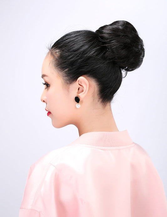結婚式にオススメお団子ウィッグ 自毛のボリュームが足りない人でも簡単にお上品なお団子をセット出来ます。W-8452
