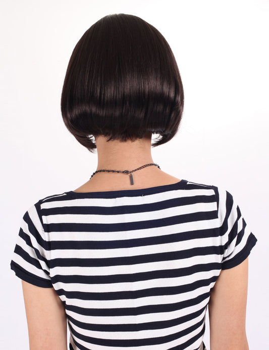 すっきりとしたショートボブスタイルです | 前髪ロングで大人っぽい雰囲気もプラス | ウィッグネット付き W-523