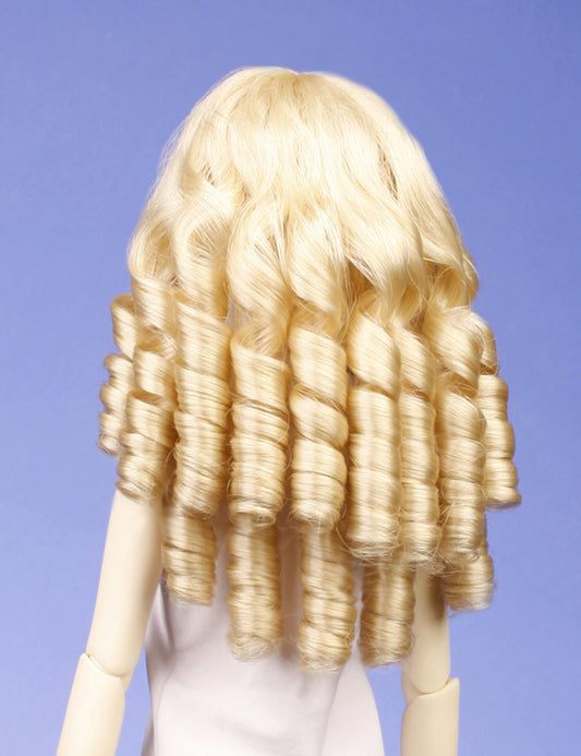 シルキーヘアスタイルの人形のウィッグ W-632 プラチナブロンドの色で 大きなカールのバング