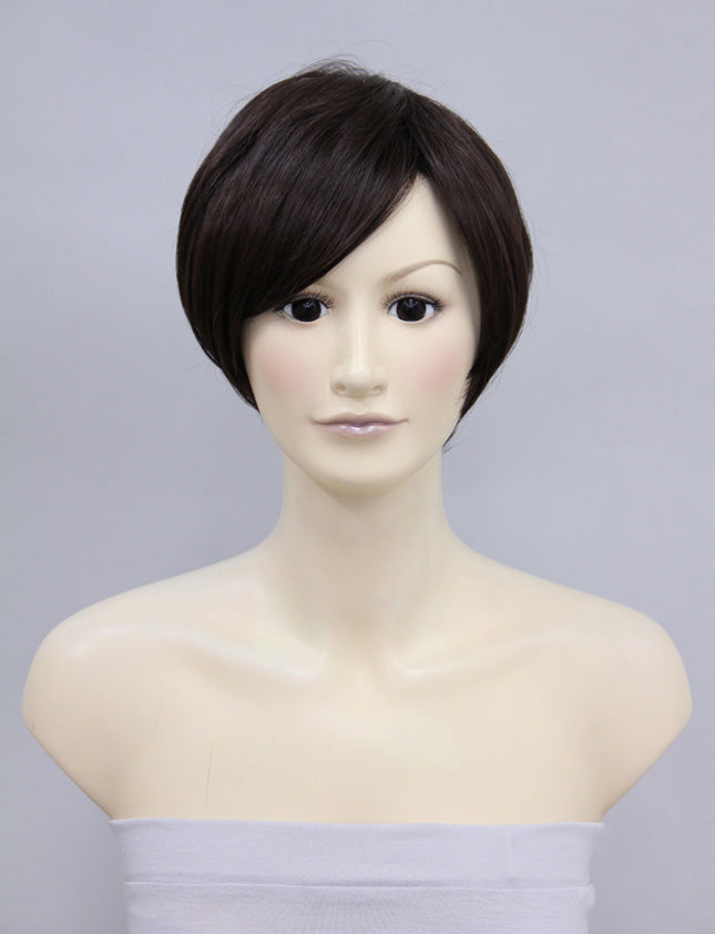 "ショットウィッグ☆斜めの前髪と耳側までの毛先は絶妙なマッチ☆ ウィッグネット付き♪ W-764 "