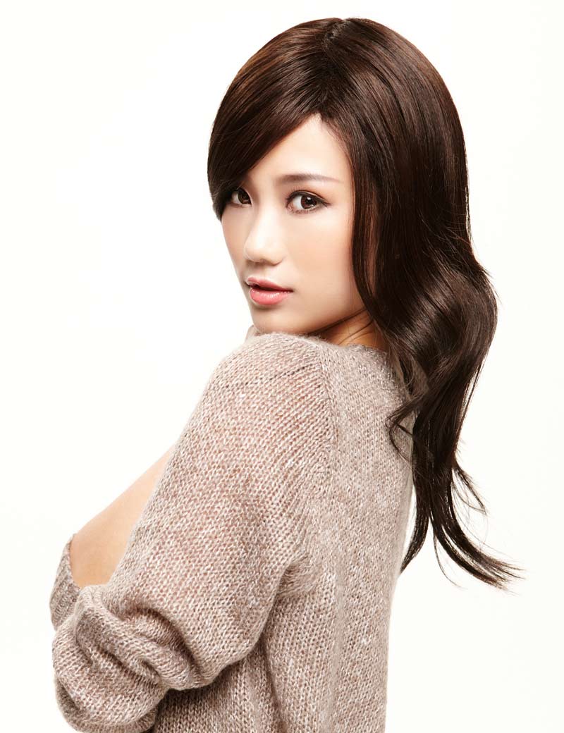 不動の人気!お嬢様ロングスタイルです! 前髪ロングで大人っぽさも兼ねそろえたナチュラルなウィッグです ウィッグネット付き W-535