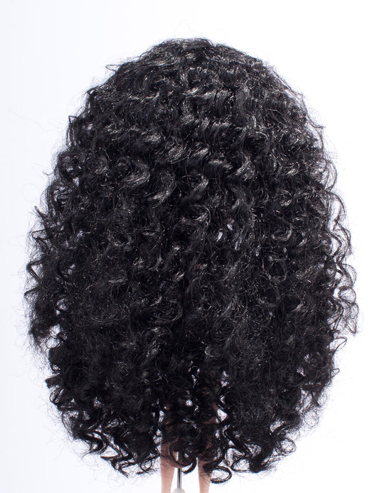 甘さを感じる長いレイヤーカットのドールウィッグ B-131 黒髪、サイドを通して最大の弾力とボリュームを持つナチュラルカール