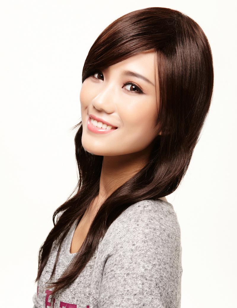 不動の人気!お嬢様ロングスタイルです! 前髪ロングで大人っぽさも兼ねそろえたナチュラルなウィッグです ウィッグネット付き W-535