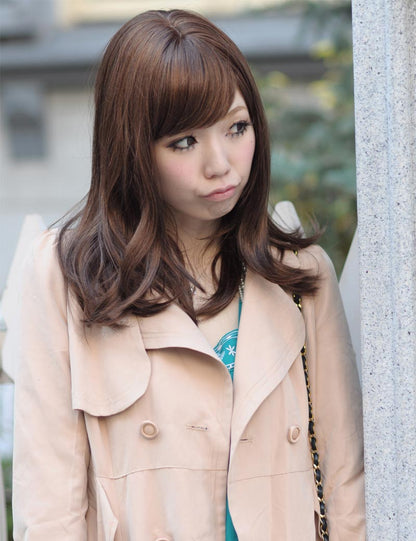 自然な内巻きカールがシルエットを綺麗に魅せます. 小顔効果にも見えます！ ウィッグネット付き W-241