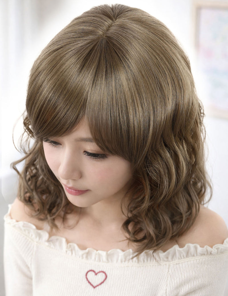 Wigs2you W-1023 自然で程よいボリュームのなみなみカールミディアムウィッグ | どんなスタイルにあわせてもオシャレ度アップ | ウィッグネット付き