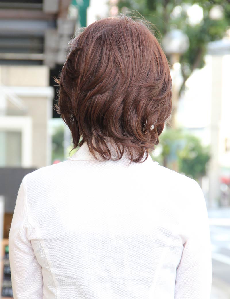 Mrs Styles ミディアム ウェービー HHB-024 BlendBloom バーサタイルヴィクセン 人毛ミックス クロージャ