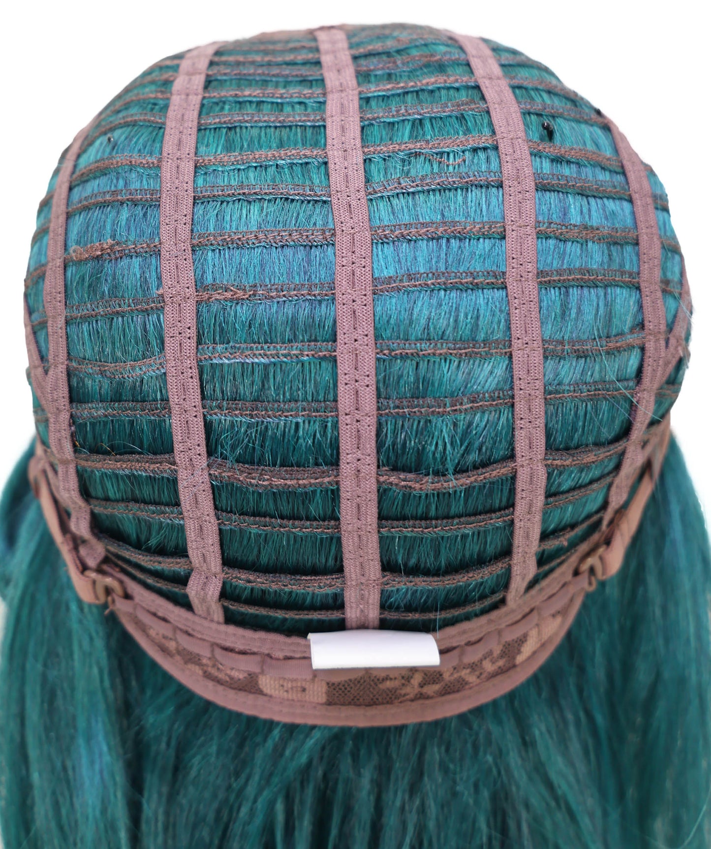 Wigs2you C-150 ダークグリーンの25インチロングウィッグ – 耐熱性に優れた合成毛、キャップレスデザインでコスプレやファッションに最適