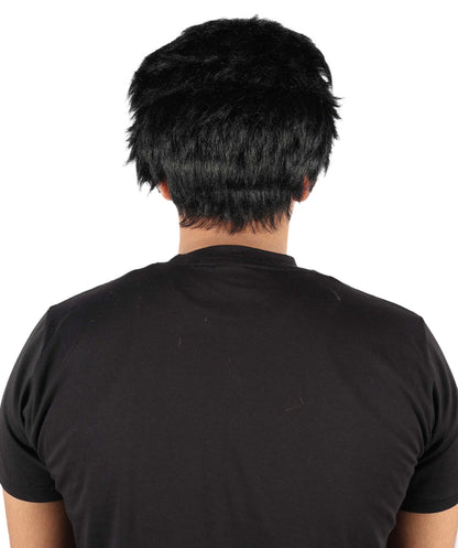 Wigs2you H-7068 大人用ショートブラックレイヤードフルウィッグ（前髪付き）合成繊維製 コスプレ、ハロウィン、舞台、ロールプレイ用