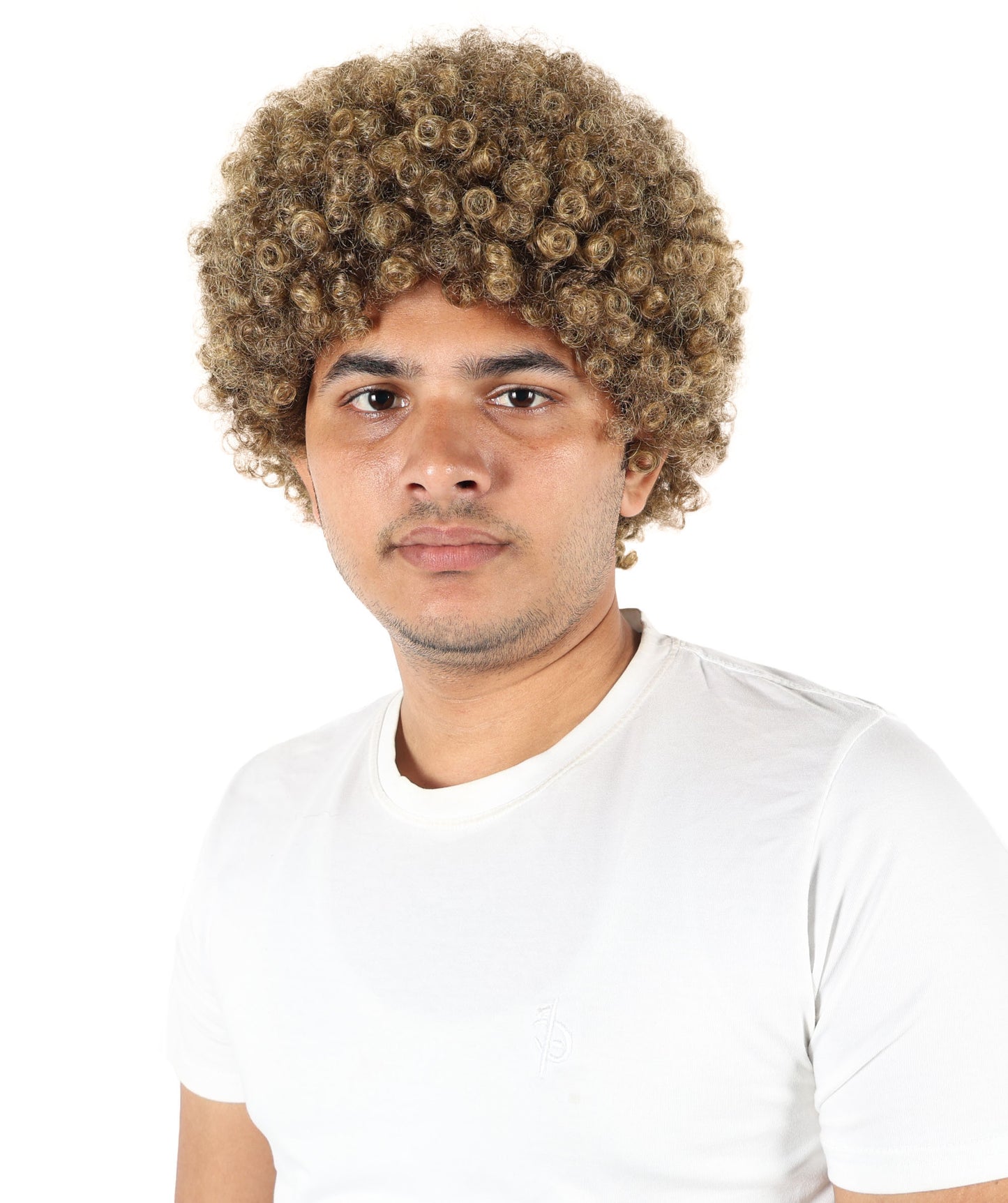 Wigs2you H-7097 大人男性用カーリーアスリートブラウンウィッグ｜ボリュームたっぷりの合成毛ウィッグ、厚みのあるカール｜ステージ、パーティー、ロールプレイに最適な調節可能なフィット感
