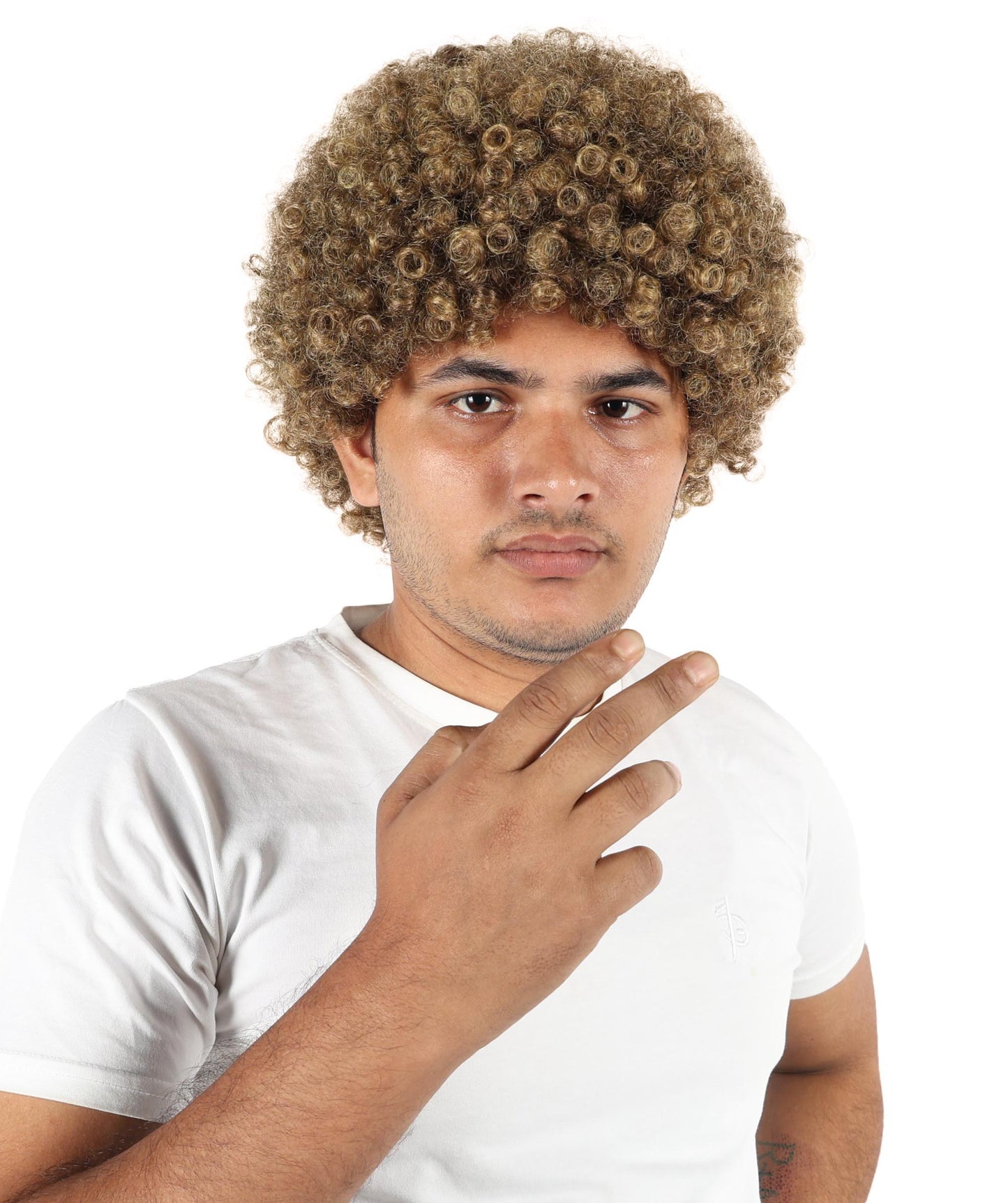 Wigs2you H-7097 大人男性用カーリーアスリートブラウンウィッグ｜ボリュームたっぷりの合成毛ウィッグ、厚みのあるカール｜ステージ、パーティー、ロールプレイに最適な調節可能なフィット感