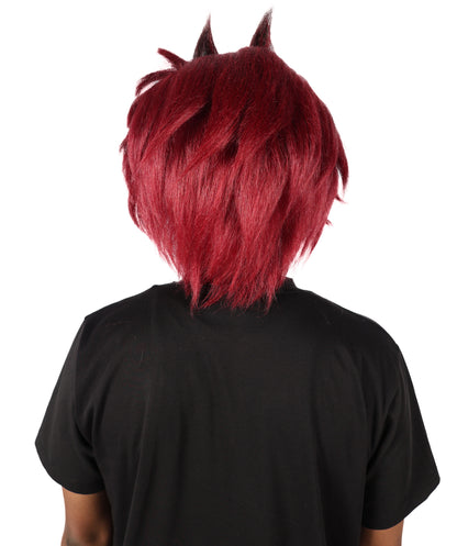 Wigs2you H-7111 大人男性用ショートレイヤードバーガンディコスプレウィッグ（赤い模様とイヤリング付き）｜アニメ風ヘアスタイル、キャップとボーナスステッカー付き