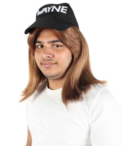 Wigs2you H-7115 大人男性用ブラウンレトロウィッグ（ブラックのスローガンキャップ付き）｜パーティー、コスプレ、ドレスアップに最適なストレートレイヤードヘアアクセサリー｜軽量キャップレスデザイン