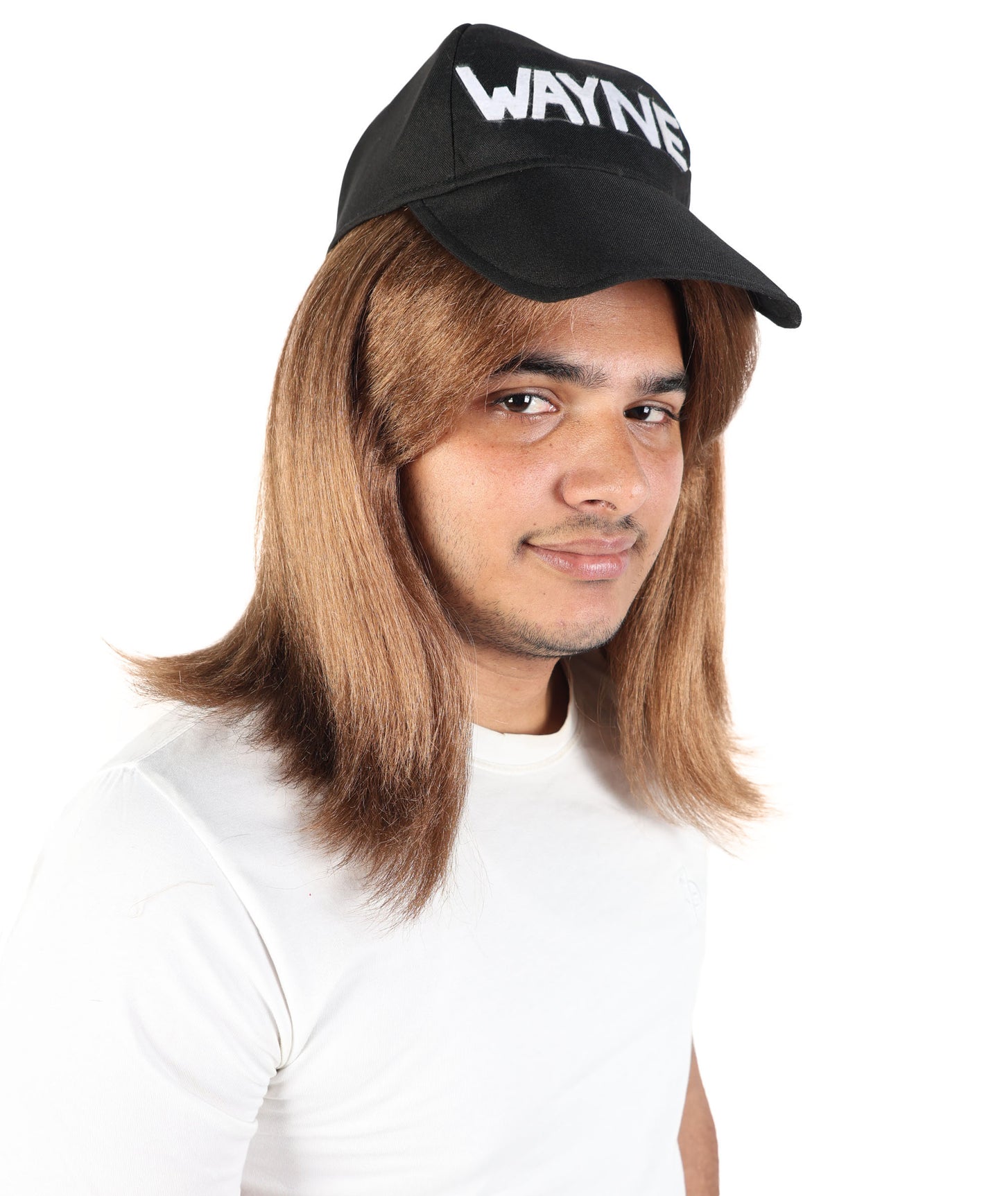 Wigs2you H-7115 大人男性用ブラウンレトロウィッグ（ブラックのスローガンキャップ付き）｜パーティー、コスプレ、ドレスアップに最適なストレートレイヤードヘアアクセサリー｜軽量キャップレスデザイン