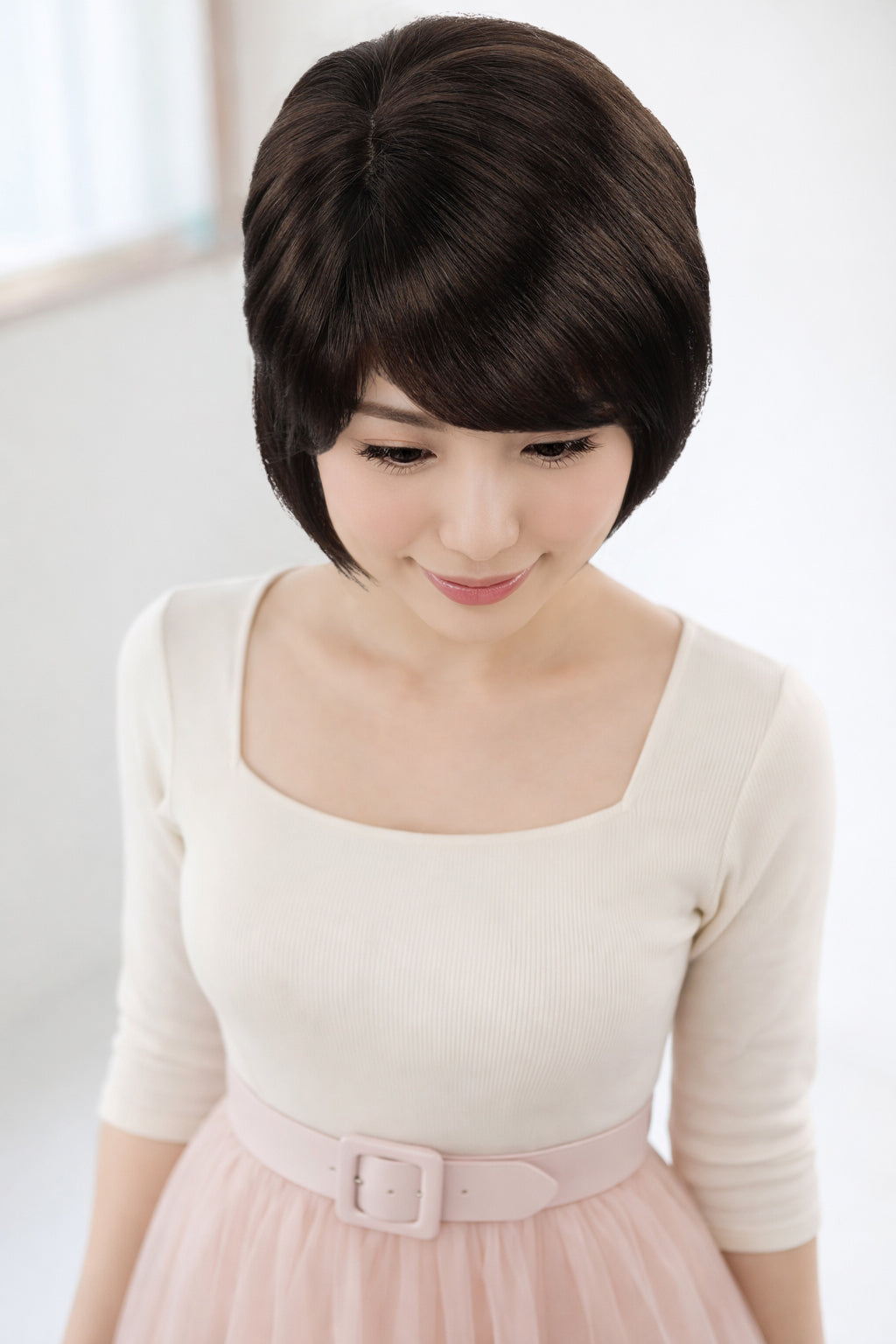 Wings2you W-110A 横髪が長めのボブスタイルです | 上品な雰囲気で女子力もＵＰ | ウィッグネット付き