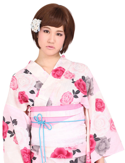 " 耐熱商品☆サイドの毛が前下がりになったショートヘア！斜めに流した前髪で更に小顔効果期待です♪ ウィッグネット付き♪ W-589 "