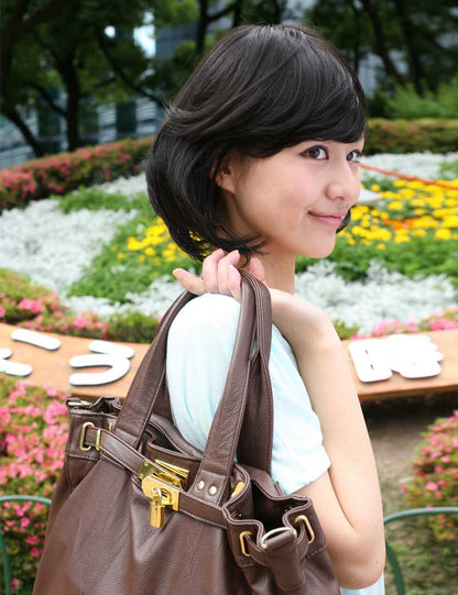 女性用 ショートストレートフルウィッグ日本製ファイバー使用 耐熱フルウィッグ