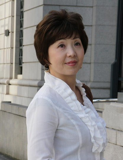 Mrs Styles 中長さ ウェービー HHB-032 タイムレスエレガンス ナチュラルテクスチャ ヒューマンヘアブレンド