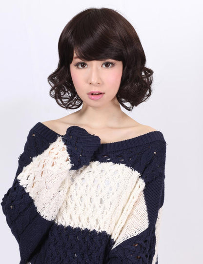 少しクセあるナチュラル感いっぱいなショートボブスタイル。 耐熱素材なのでアレンジ自由自在 ウィッグネット付き W-1003 