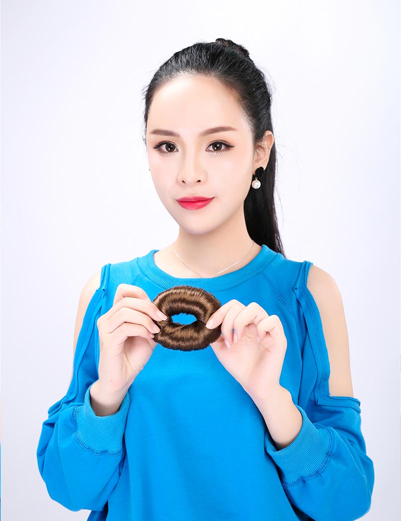 ヘアアクセサリー ゴムが隠せてオシャレに変身 シンプルなアクセサリーです♪留め具でしっかり固定できます W-8257