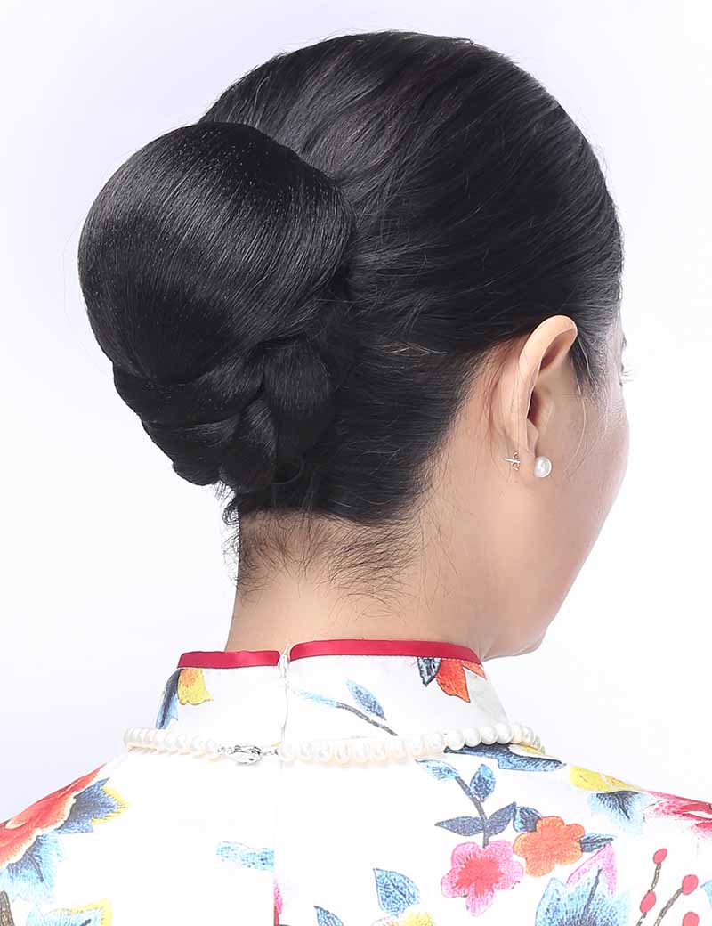 半分だけ編みこみデザインシニヨン和装ウィッグ | 立体感があり若い女性にも大人気 | 着物や浴衣の時に | W-8405