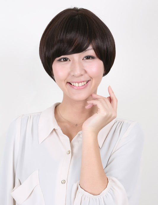 耐熱商品 |simple is best | 綺麗なストレートショートウィッグでイメチェンしてみては | ウィッグネット付き W-569
